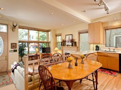 A WOW Interior Four Bedroom Luxury Ski Rental in Aspen